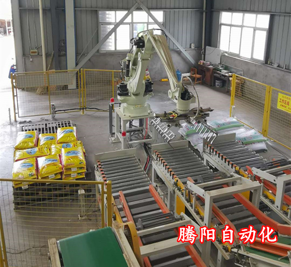 對于碼垛機與機器人碼垛機的區別