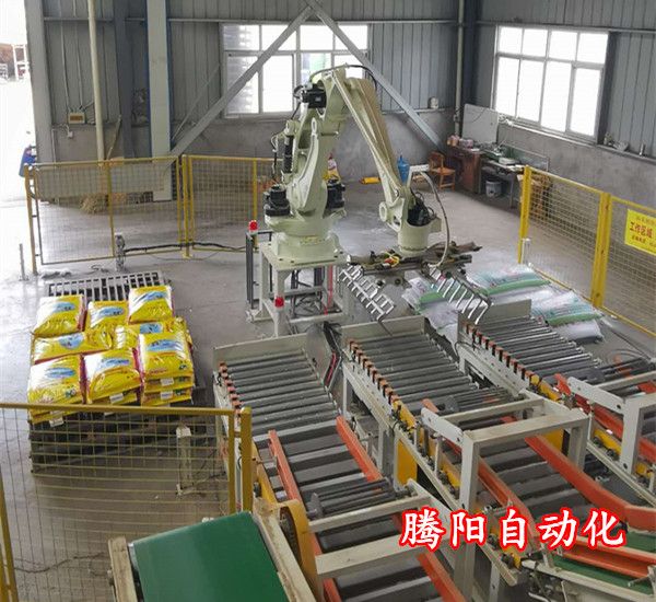 對于碼垛機與機器人碼垛機的區別