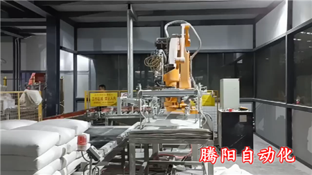 用一臺碼垛機器人自動鋪托盤自動碼垛