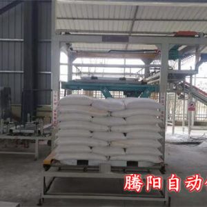 砂漿整條生產線只需要一個包裝工碼垛工作交給高位碼垛機