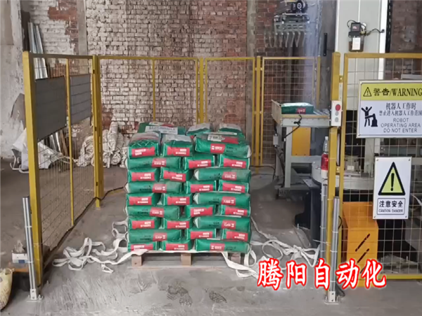 砂漿建材立柱碼垛機占地面積小中小企業也能實現自動碼垛