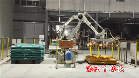 飼料碼垛機器人雙線雙爪碼垛效率高