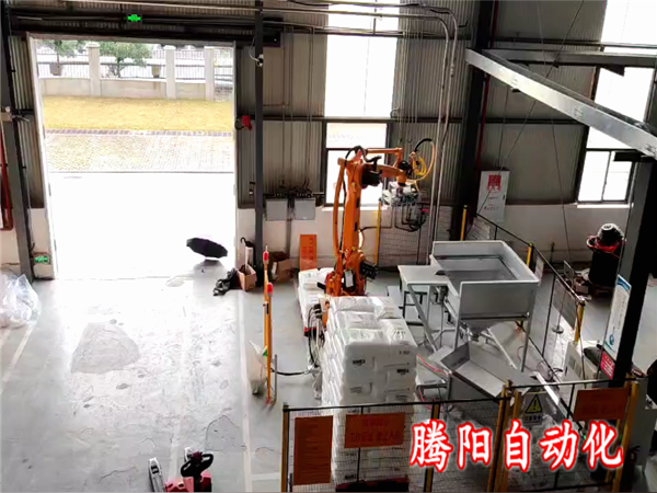 化工粉料自動(dòng)拆包機(jī)減少了客戶運(yùn)行成本